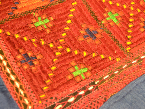 アフガン刺繍ワンピ