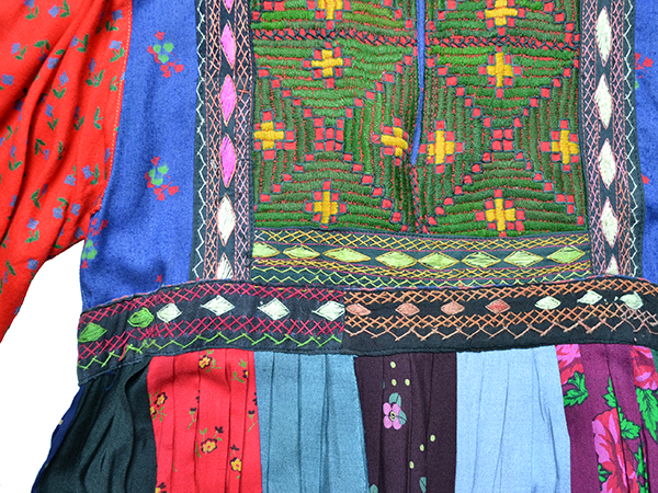 アフガン刺繍